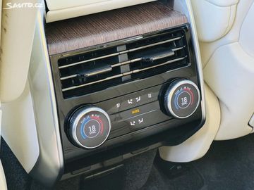 Car image 36