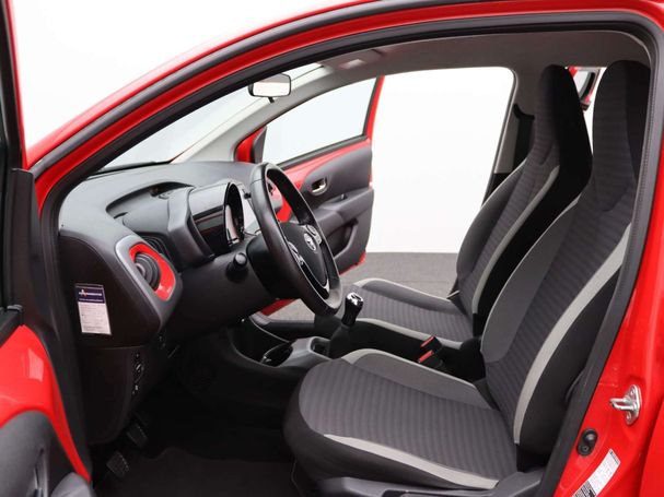 Toyota Aygo 53 kW image number 13