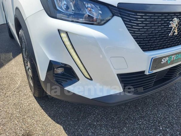 Peugeot 2008 1.2 PureTech 74 kW image number 11