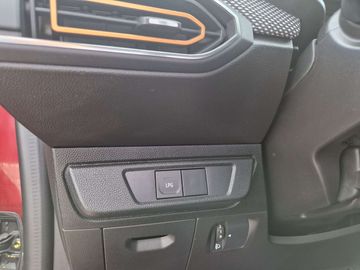 Car image 31