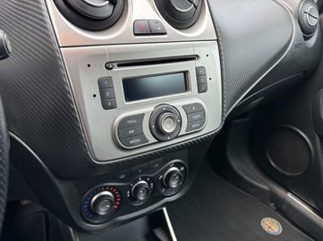 Car image 13