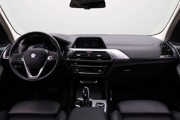 BMW X3 xDrive20i 135 kW image number 23