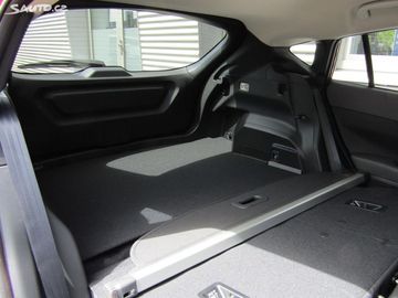 Car image 38