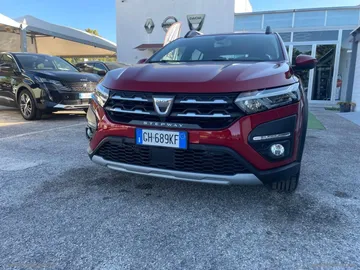 Car image 2