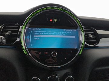 Car image 29