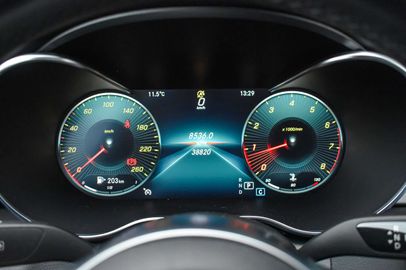 Car image 31