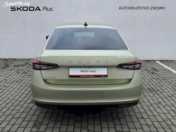 Car image 33