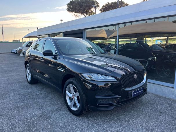 Jaguar F-Pace AWD Prestige 132 kW image number 3