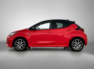 Car image 3