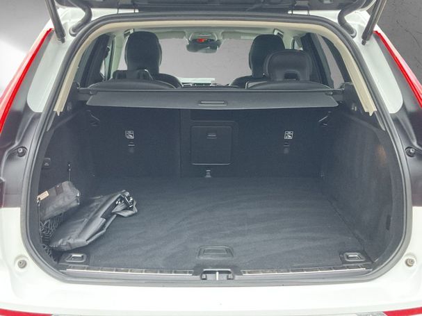 Volvo XC60 B4 Inscription 145 kW image number 17