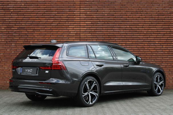 Volvo V60 T6 AWD T8 257 kW image number 2