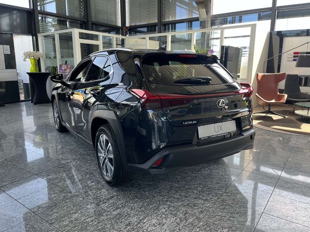 Lexus UX 300e 150 kW image number 4