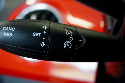 Car image 27