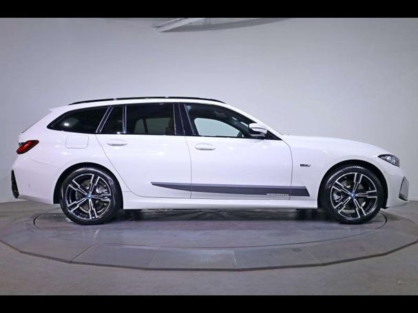 BMW 330 Touring M Sport 185 kW image number 2