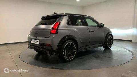 Car image 5