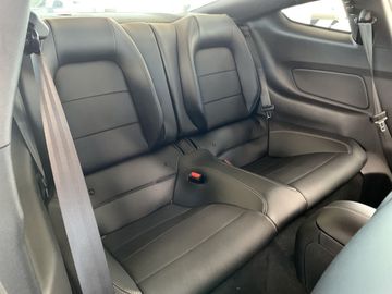 Car image 36