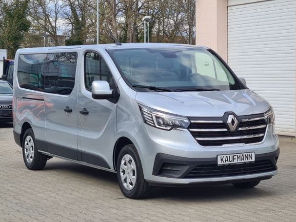 Renault Trafic Combi Blue dCi 110 Life 81 kW image number 2