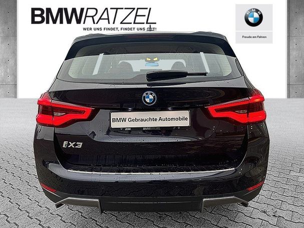 BMW iX3 210 kW image number 4