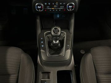 Car image 31