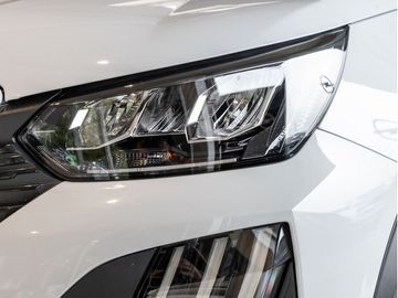 Car image 27