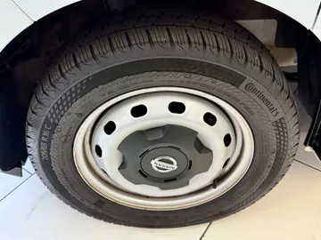 Car image 49