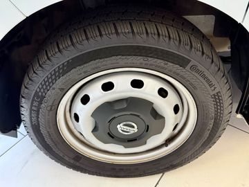 Car image 49