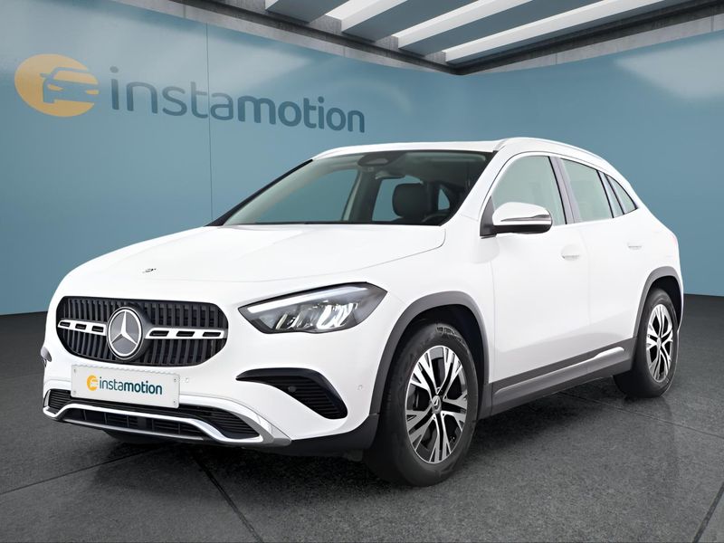 Mercedes-Benz GLA 200