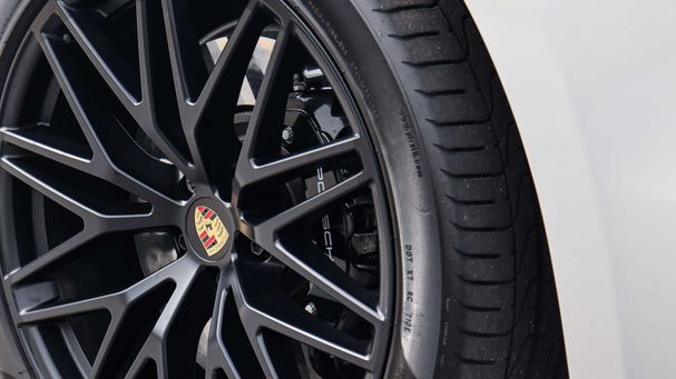 Porsche Macan GTS 324 kW image number 21