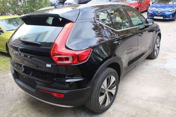 Volvo XC40 AWD T4 192 kW image number 5