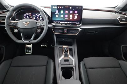 Car image 30