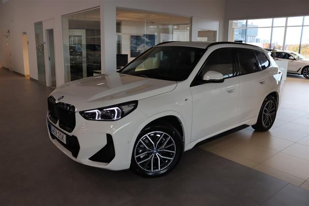 BMW iX1 xDrive30 M Sport 200 kW image number 2