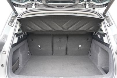 Car image 38