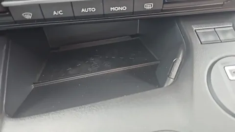 Car image 33