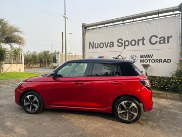 Car image 5