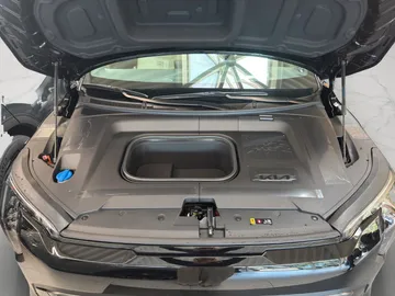 Car image 45