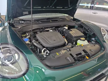 Car image 33