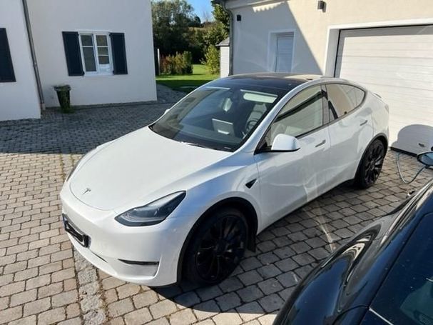 Tesla Model Y Performance AWD 393 kW image number 1