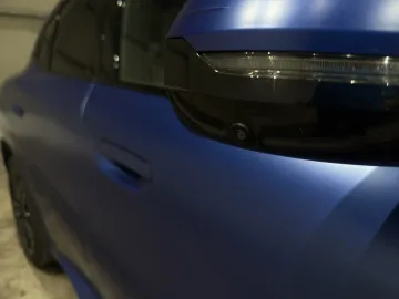 Car image 31