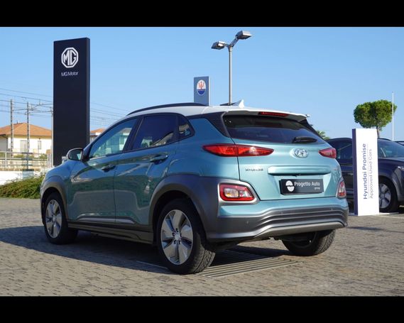 Hyundai Kona 100 kW image number 3