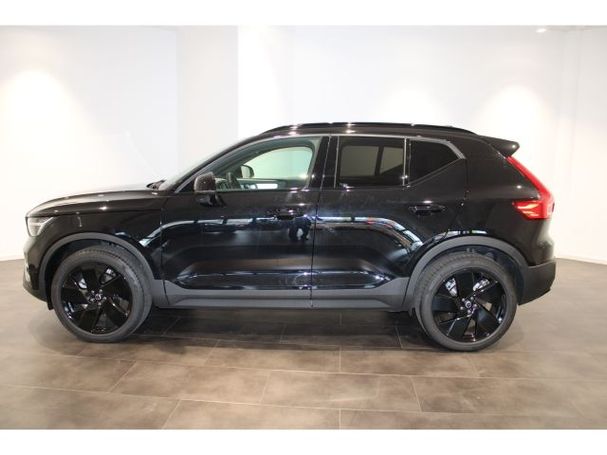 Volvo XC40 B3 Plus Black Edition 120 kW image number 5