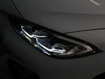 Car image 31
