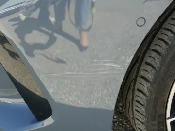 Car image 32