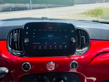 Car image 26