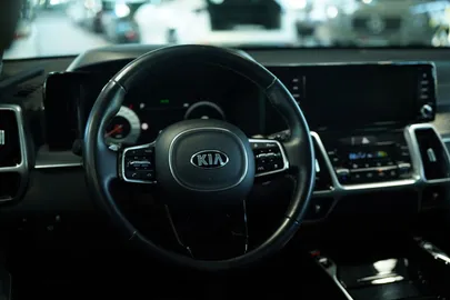 Car image 36