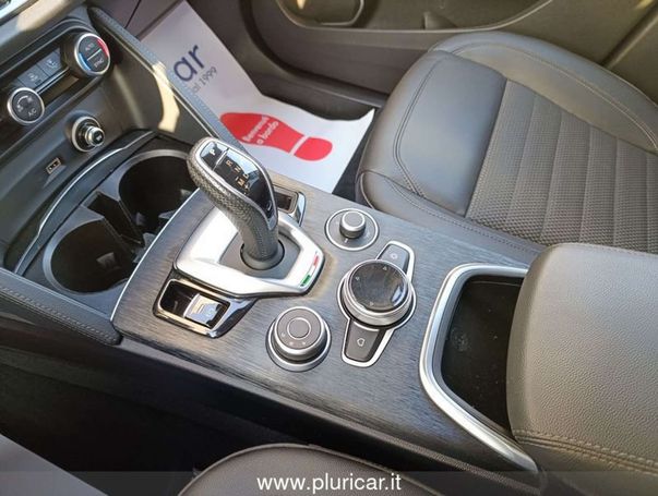 Alfa Romeo Stelvio AT8 Q4 140 kW image number 38