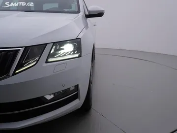 Car image 33