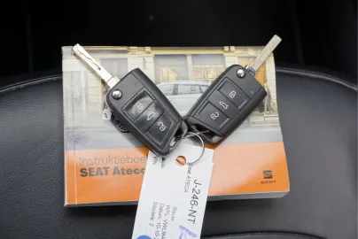 Car image 35