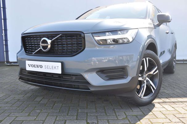 Volvo XC40 T3 120 kW image number 1