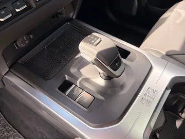 Car image 45