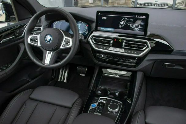 BMW iX3 Inspiring 210 kW image number 21